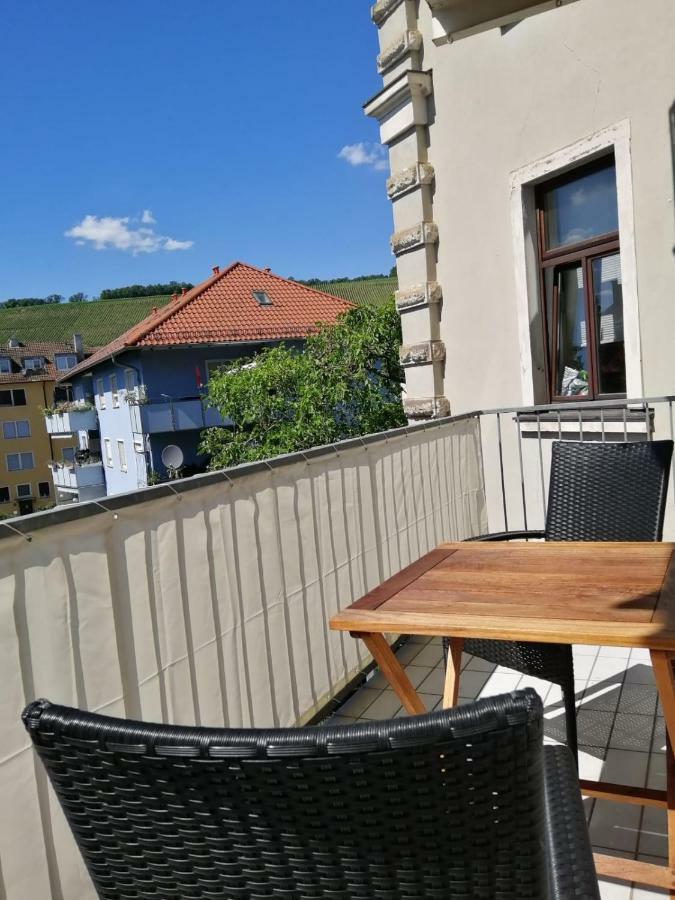 Charming City Apartment With Parking Spot Wurzburg Exterior photo